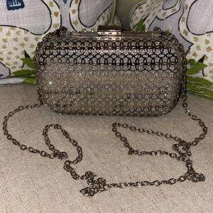 Y2K vintage look crossbody metal clutch on chain bag color: silver